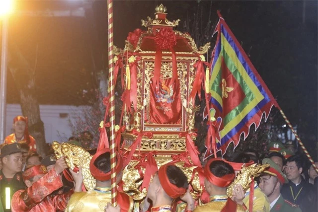 Khai ấn đền Trần - nét đẹp đầu Xuân trong văn hóa Việt - Ảnh 2.