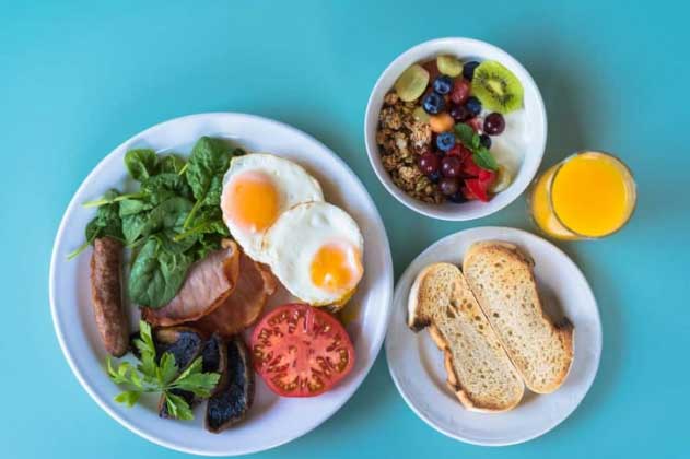 3 khung giờ dễ tăng cân nhất trong ngày, muốn thon gọn cần tránh ăn vào giờ này