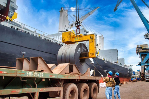 Liệu tổng kim ngạch xuất - nhập khẩu của Việt Nam có đạt 1.000 tỷ USD năm 2025?