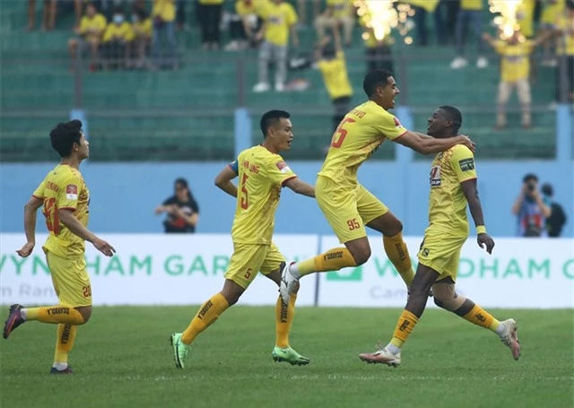 Lịch V.League hôm nay (7/2): SLNA so tài Đông Á Thanh Hóa, Bình Định chạm trán Khánh Hòa - Ảnh 1.