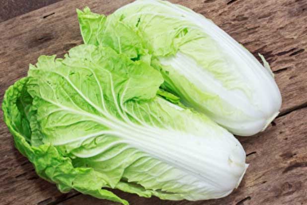Mua cải thảo chọn cây xanh hay trắng ngon hơn: Người trồng mách cách chọn chuẩn