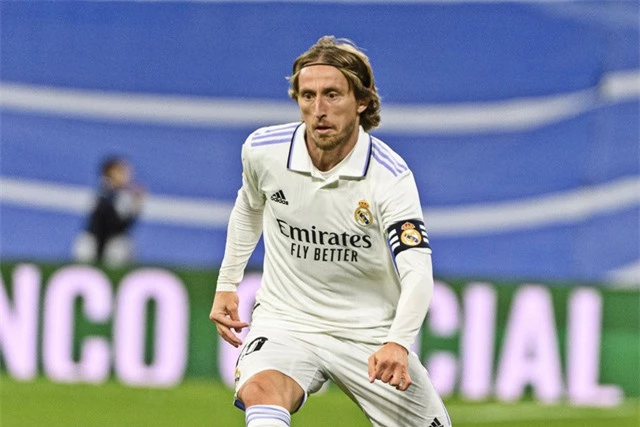 Real Madrid ra điều kiện đặc biệt để gia hạn hợp đồng với Luka Modric - Ảnh 1.