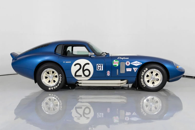 7. Shelby Daytona Cobra Coupe 1965 (giá: 7,25 triệu USD).