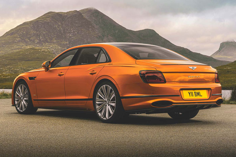Top 10 xe sedan nhanh nh&#x1EA5;t th&#x1EBF; gi&#x1EDB;i n&#x103;m 2023: Bentley Flying Spur Speed &#x111;&#x1EA7;u b&#x1EA3;ng
