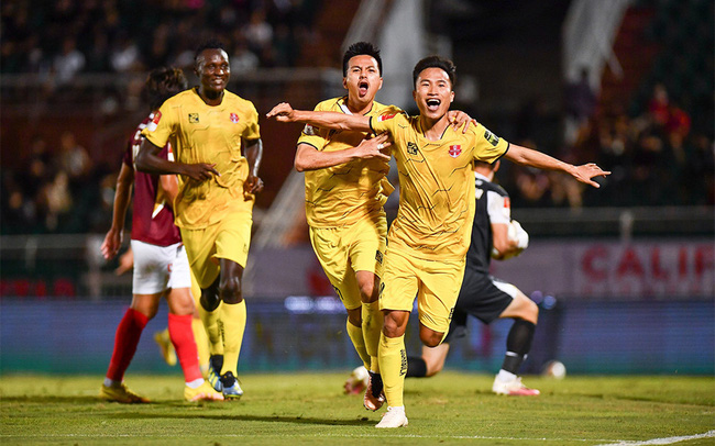 CLB TP Hồ Chí Minh thất bại trên sân nhà trước Hải Phòng 