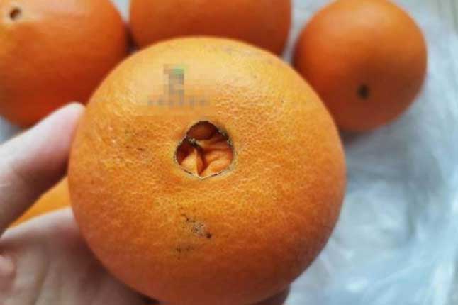 Cam 'rốn to' và 'rốn nhỏ' khác hẳn nhau, đi chợ nhớ nhìn kĩ kẻo mua nhầm cam vừa chua vừa ít nước