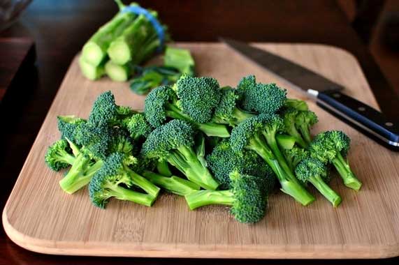 4 loại rau là "rẻ như bèo" lại chống ung thư cực tốt nhưng nhiều người Việt vẫn bỏ qua