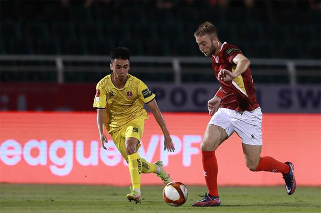 CLB TP Hồ Chí Minh thanh lý tiền đạo Alexander Bruce