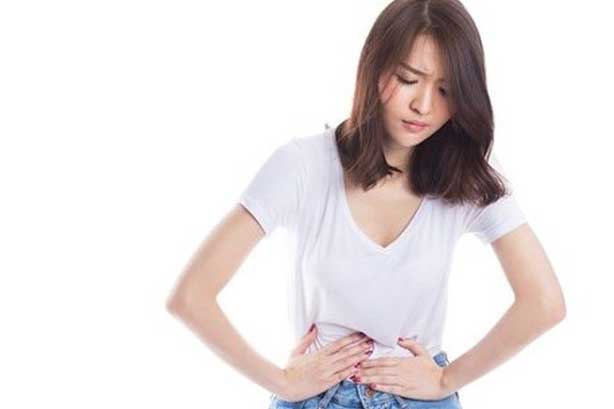 Nếu thấy xuất hiện 4 dấu hiệu này sau khi ăn, hãy đi khám ngay trước khi quá muộn