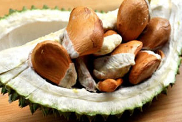 Một thứ của sầu riêng nhiều người bỏ nhưng đó lại là phần quý nhất, khôn ngoan giữ lại ăn cả