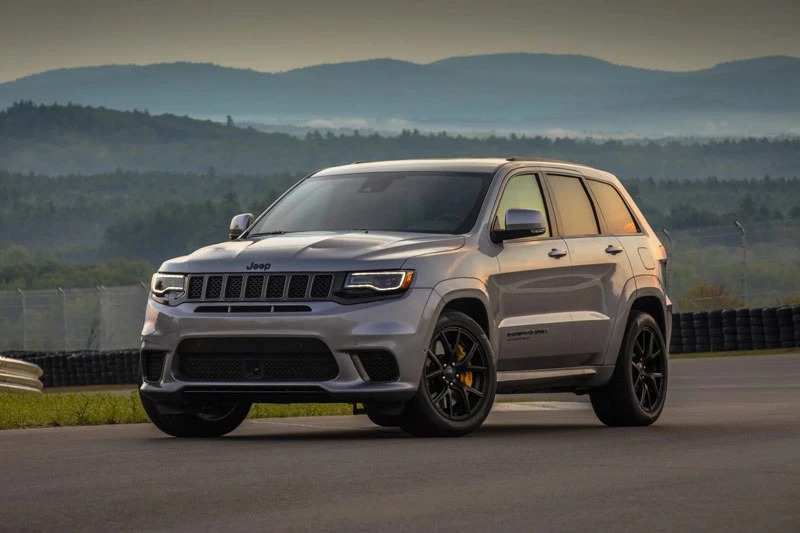 =7. Jeep Grand Cherokee Trackhawk (vận tốc tối đa: 290 km/h).