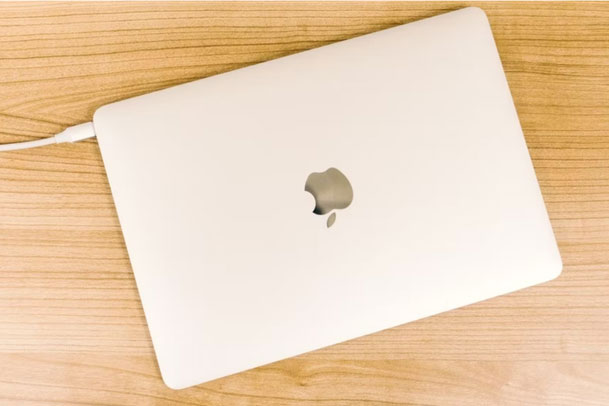Những thói quen sạc kéo dài tuổi thọ pin cho MacBook