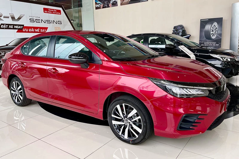 5. Honda City (doanh số: 759 chiếc).