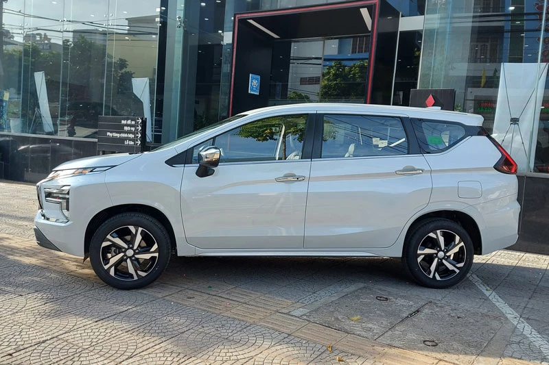 6. Mitsubishi Xpander (doanh số: 713 chiếc).