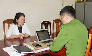 Vòi tiền làm bìa đất 20 triệu đồng, nữ cán bộ địa chính ở Nghệ An bị bắt