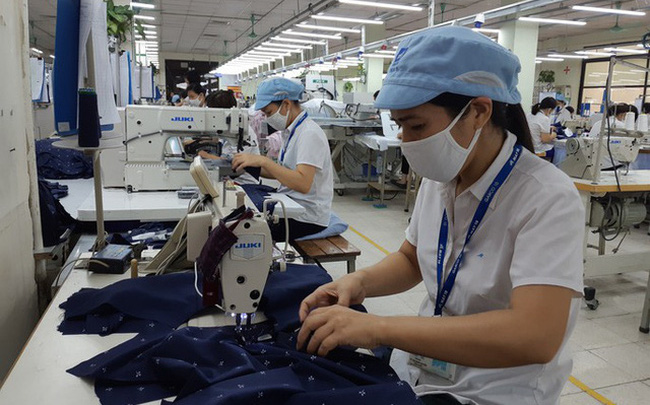 Hỗ trợ tiền mặt cho lao động giảm giờ làm, mất việc