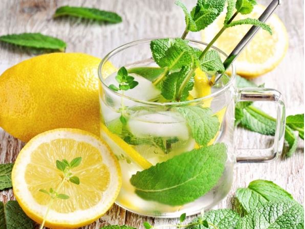 5 loại trà tốt cho người bị đau dạ dày