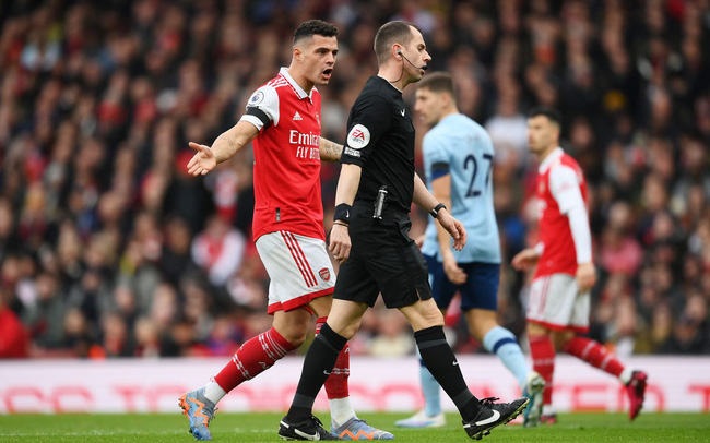 Arsenal cực "có duyên" với những sai lầm của VAR tại Ngoại hạng Anh