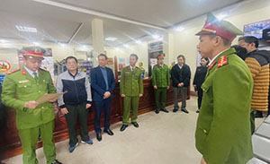 Nhận hối lộ, giám đốc và 10 cán bộ Trung tâm Đăng kiểm xe cơ giới Nghệ An bị khởi tố