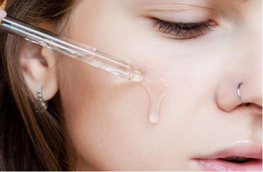 Lưu ý gì khi dùng serum trong chăm sóc da