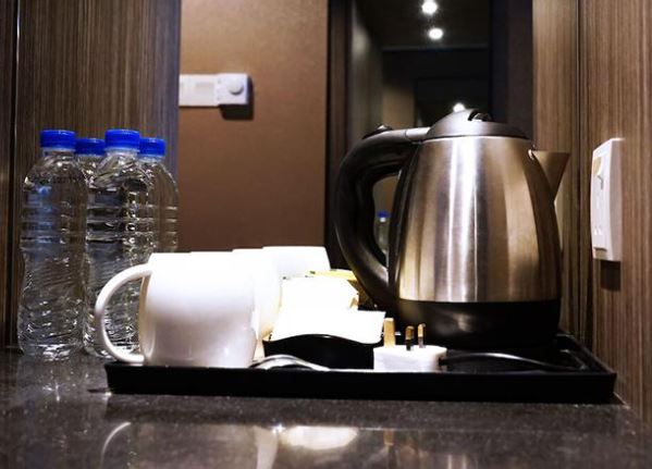 Đi du lịch nhớ đừng đụng vào 3 vật này trong khách sạn kẻo rước bệnh: Nhiều người không biết vẫn vô tư dùng