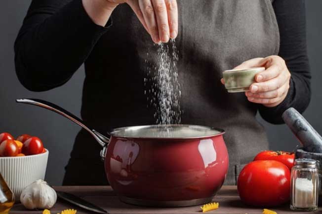 5 thực phẩm cực hại dạ dày, nhiều người Việt mê mẩn ăn hằng ngày, nguy hiểm nhất là cái số 1