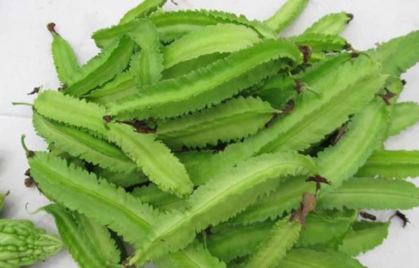 Giảm đau dạ dày bằng cách sử dụng quả đậu rộng