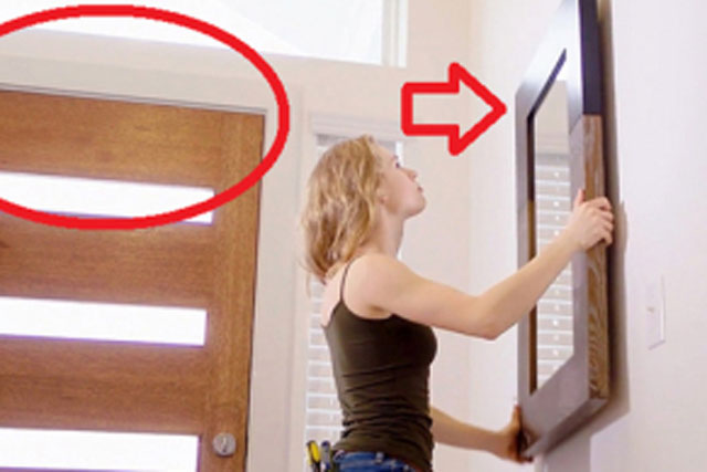 Tổ Tiên nhắc nhở: Tam đại sát trước cửa nhà khiến 'tài lộc đứt đoạn, gia đạo bất an', đó là gì?