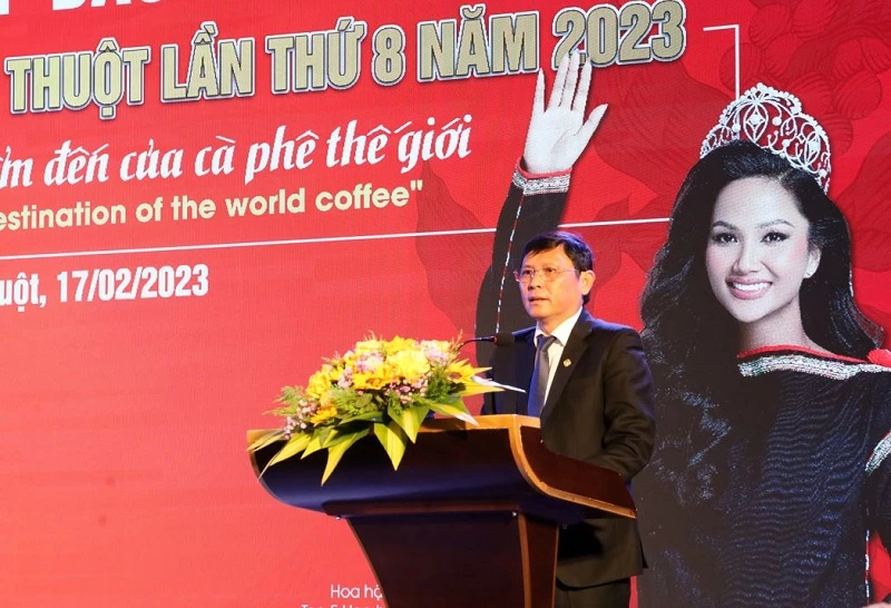 Ông Nguyễn Tuấn Hà - Phó Chủ tịch Thường trực UBND tỉnh Đắk Lắk, Trưởng Ban Tổ chức Lễ hội Cà phê Buôn Ma Thuột lần thứ 8, phát biểu tại buổi họp báo.