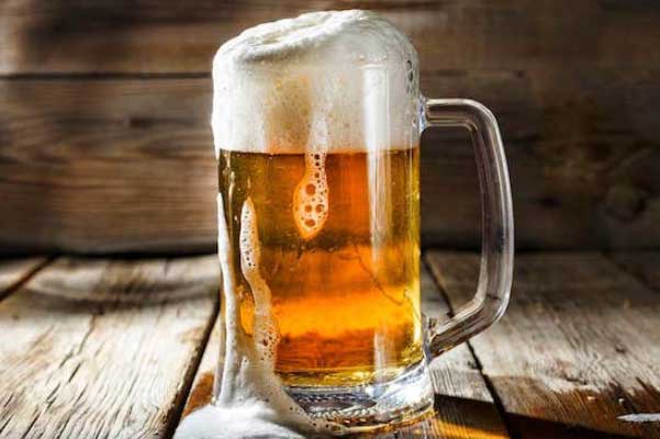 Chỉ với một lon bia bạn sẽ sở hữu làn da trắng như trứng gà bóc trong thời gian ngắn