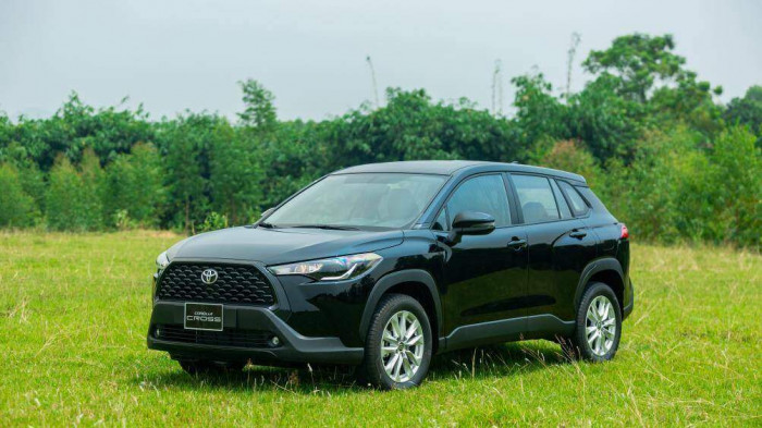 Ô tô gầm cao gồng gánh doanh số nhiều hãng xe tại Việt Nam