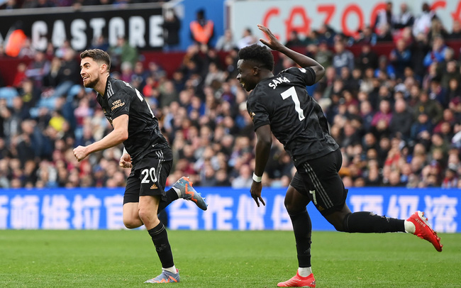 Vòng 24 Ngoại hạng Anh: Arsenal ngược dòng ngoạn mục trên sân Aston Villa