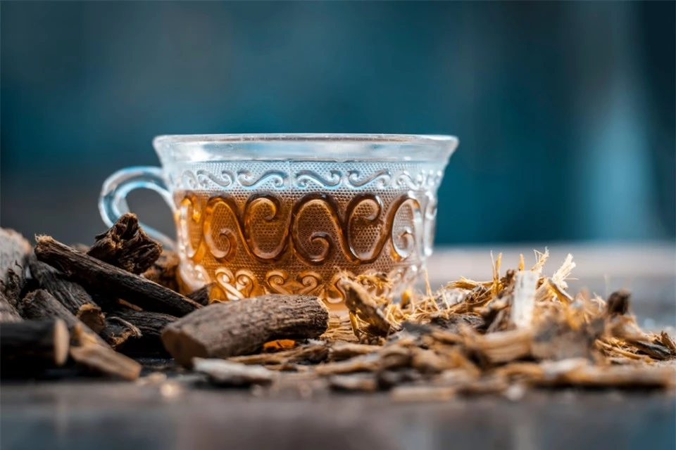 Top 6 loại trà thảo mộc tốt nhất cho người bị viêm họng