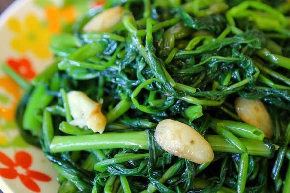 5 nhóm người này tuyệt đối không được ăn rau muống xào hoặc luộc kẻo mất mạng như chơi