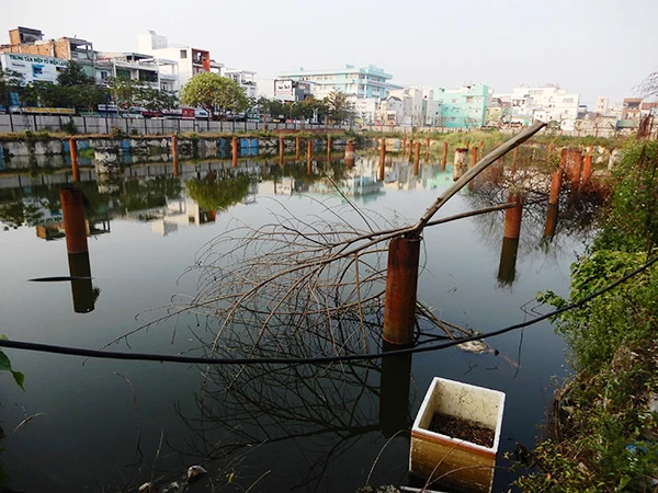 Nhiều dự án kéo dài thời gian triển khai, bỏ hoang ngay giữa trung tâm TP Đà Nẵng hơn chục năm qua, gây bức xúc dư luận