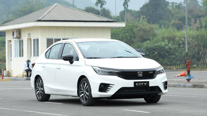 Những mẫu ô tô có công suất mạnh nhất phân khúc tại Việt Nam