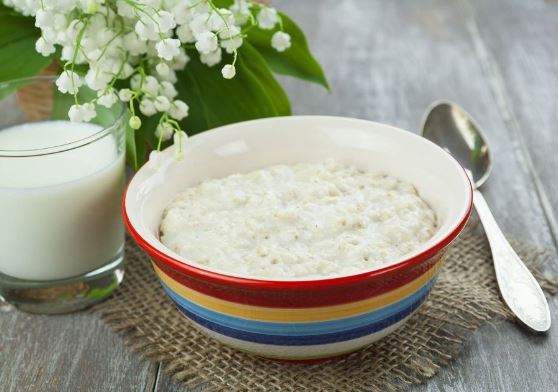 Trẻ bị tay chân miệng nên ăn gì?