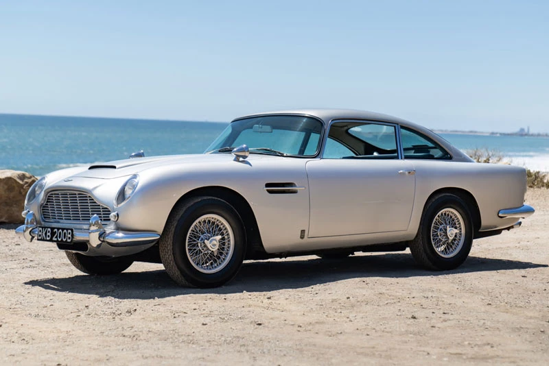 1. Aston Martin DB5.