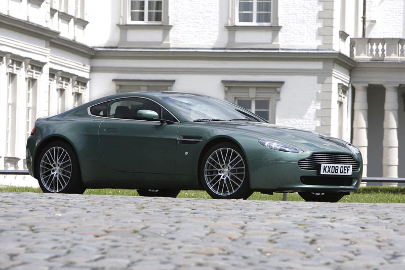 7. Aston Martin V8 Vantage.