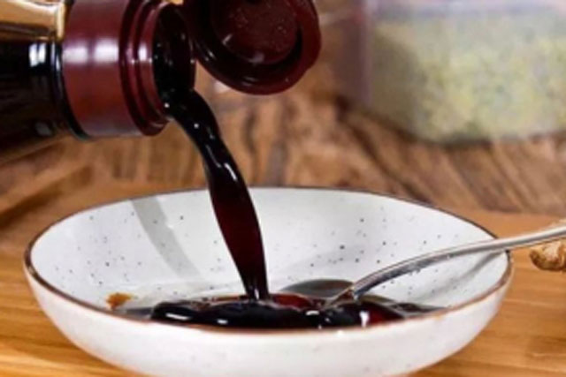 Mách bạn 5 sai lầm khi dùng dầu hào trong nấu ăn, điều thứ 2 nhiều chị em mắc phải nhất