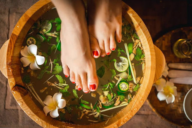 Những người này đừng nghĩ ngâm chân thoải mái mà thực hiện, kẻo hối hận không kịp