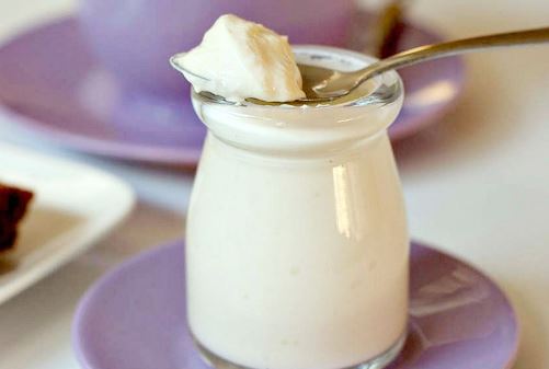 L&#xE0;m &#x111;&#x1EB9;p da b&#x1EB1;ng s&#x1EEF;a chua l&#xEA;n men t&#x1EF1; nhi&#xEA;n