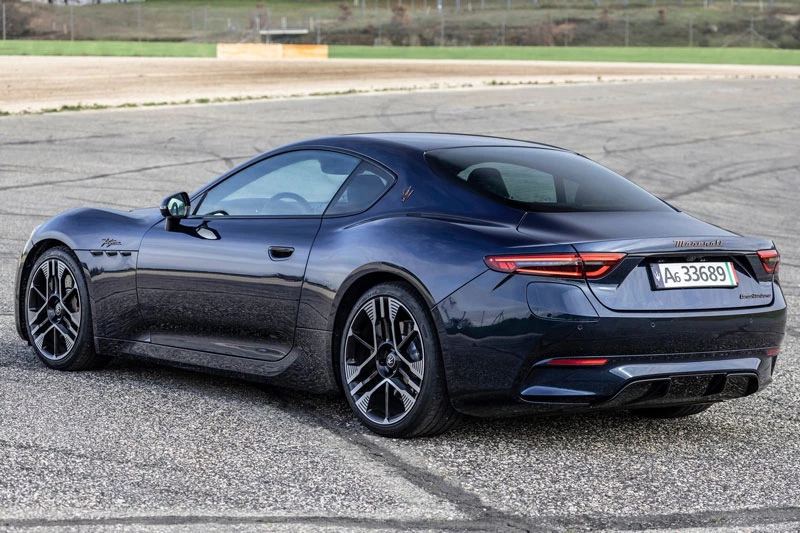 7. Maserati GranTurismo Folgore (công suất tối đa: 751 mã lực).