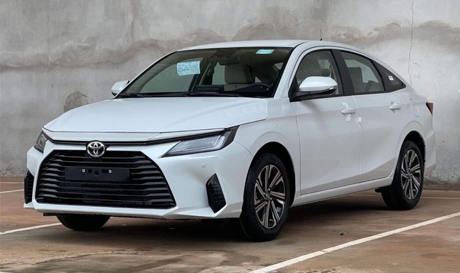 Toyota Vios sắp có thêm phiên bản hybrid 