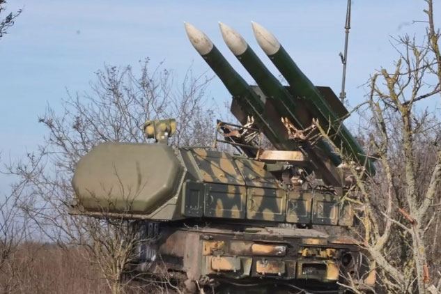 Bên trong hệ thống phòng không Buk-M2 của Nga triển khai ở Ukraine