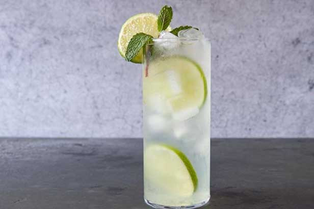 Điều gì xảy ra khi bạn uống nước chanh mỗi ngày? Ai cũng bất ngờ với cái số 3