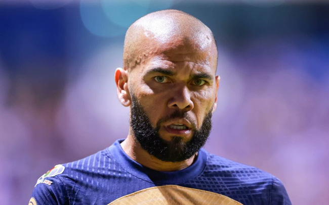 Dani Alves hy vọng sẽ được ra tù sớm