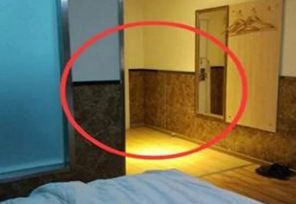 Tại sao khi ngủ trong khách sạn nên bật đèn nhà vệ sinh? Biết được lý do 90% đều phải gật gù