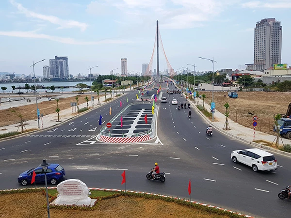 Trong năm 2022, TP Đà Nẵng đã khánh thành và đưa vào sử dụng nhiều công trình, dự án quan trọng như công trình Cải tạo cụm nút giao thông phía Tây cầu Trần  Thị Lý