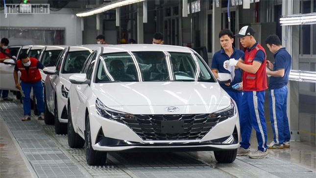 Thị trường ô tô Việt dự báo gặp khó năm 2023 ảnh 2